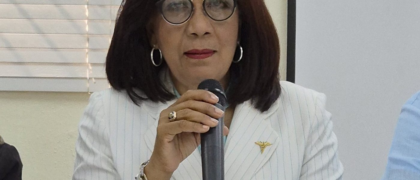 Doctora Mery Hernández, directora de Residencias Médicas SESPAS.